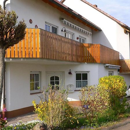 Gepflegte Ferienwohnung In Ruhiger Lage سيئة كيسينجين المظهر الخارجي الصورة